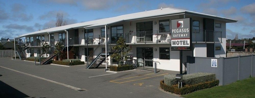 Pegasus Gateway Moteles y Apartamentos Rangiora Exterior foto