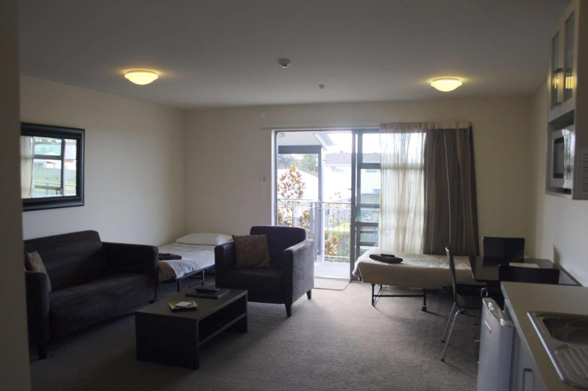 Pegasus Gateway Moteles y Apartamentos Rangiora Exterior foto